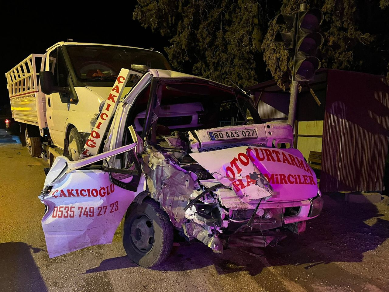 Hatay’da Hafriyat Kamyonu ve Çekici Çarpıştı: 2 Yaralı - Sayfa 2