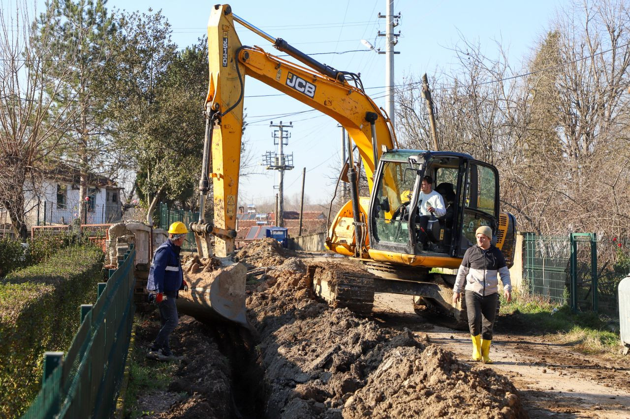 O Mahallenin içme suyu altyapısı güçleniyor - Sayfa 4