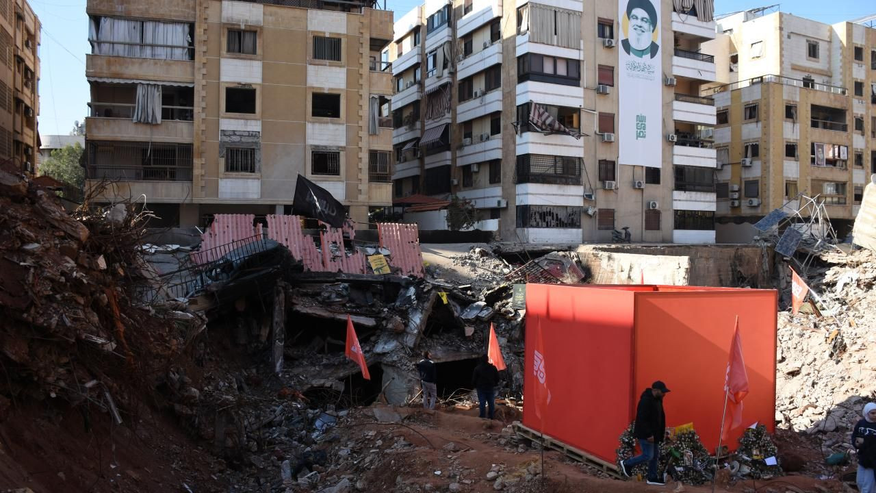 İsrail Saldırılarının İzleri: Beyrut’un Güneyi Harabeye Döndü - Sayfa 3