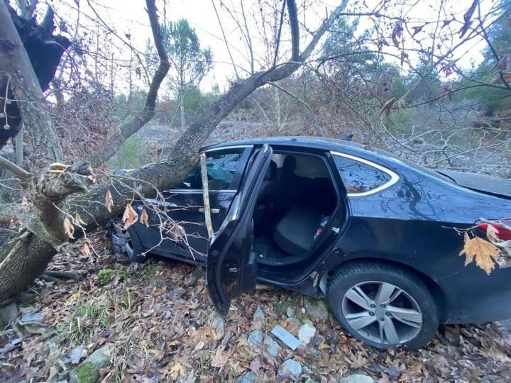 Manisa’da Otomobil Gördes Çayına Uçtu: 3 Yaralı - Sayfa 3
