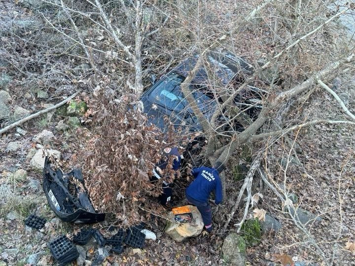 Manisa’da Otomobil Gördes Çayına Uçtu: 3 Yaralı - Sayfa 4