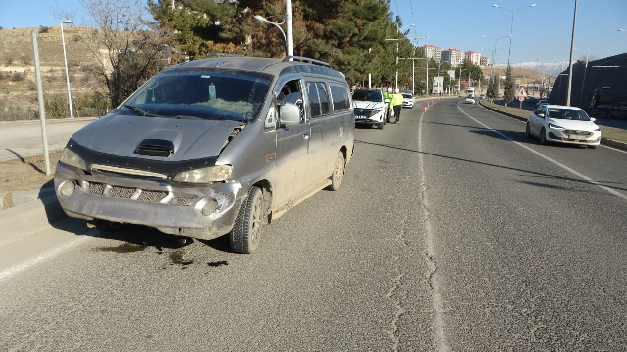 Malatya'da 5 Araçlı Zincirleme Kaza: 2 Yaralı - Sayfa 2