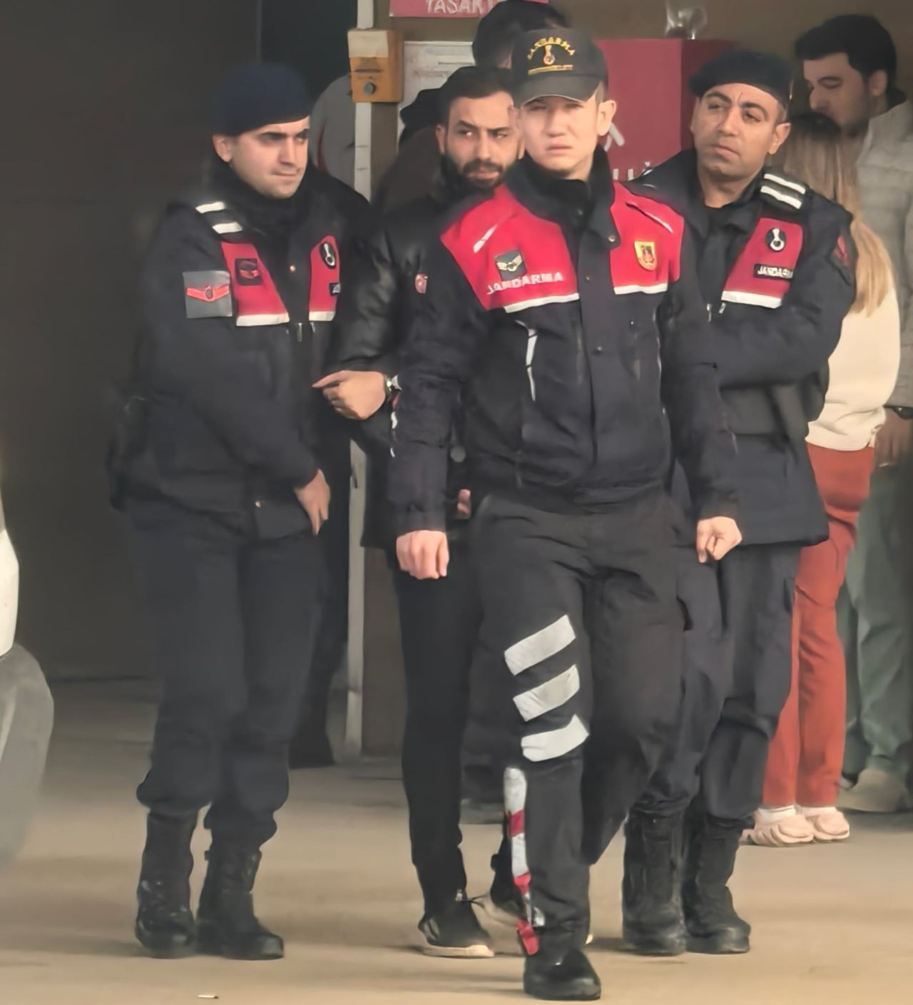 İnegöl’de Uyuşturucu Operasyonu: 1 Kişi Tutuklandı - Sayfa 1