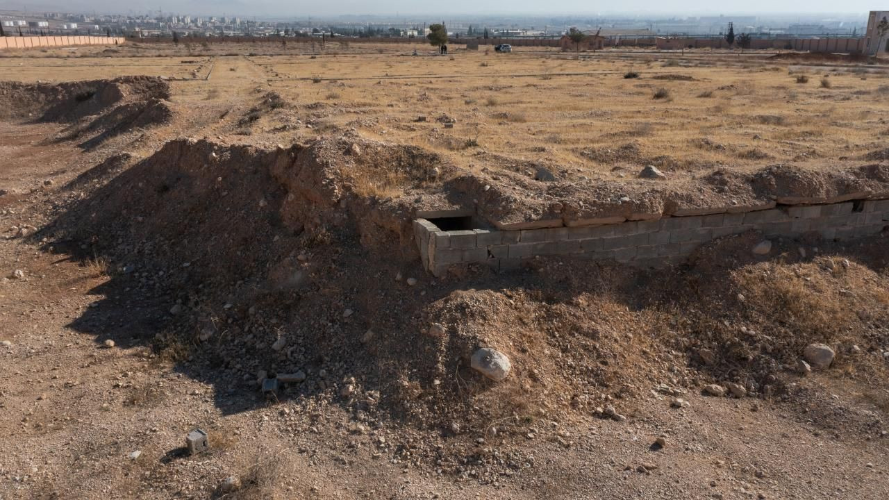 Suriye'de Toplu Mezarlar Korkunç Gerçekleri Ortaya Çıkarıyor - Sayfa 4