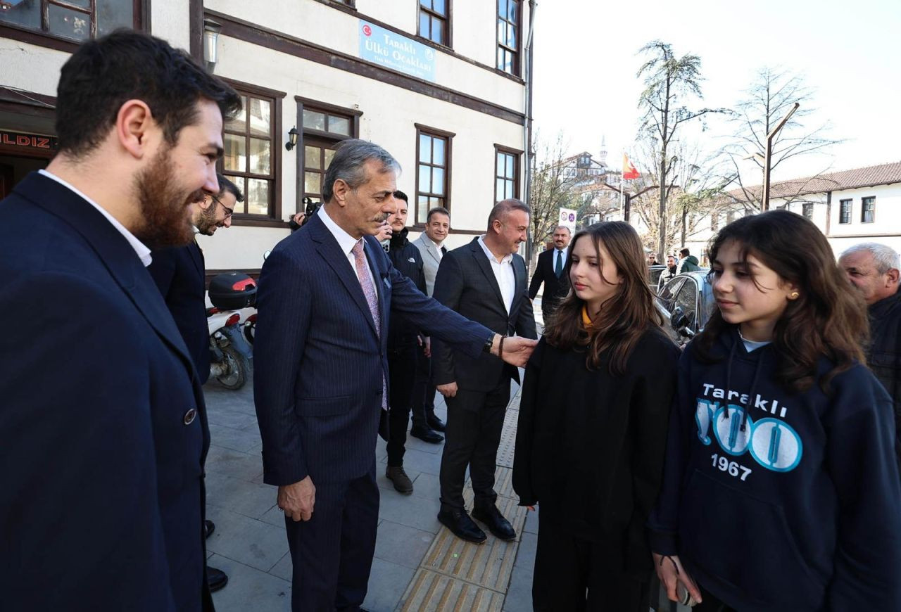 Başkan Alemdar: "Taraklı’yı Güzel Bir Geleceğe Birlikte Taşıyacağız" - Sayfa 3