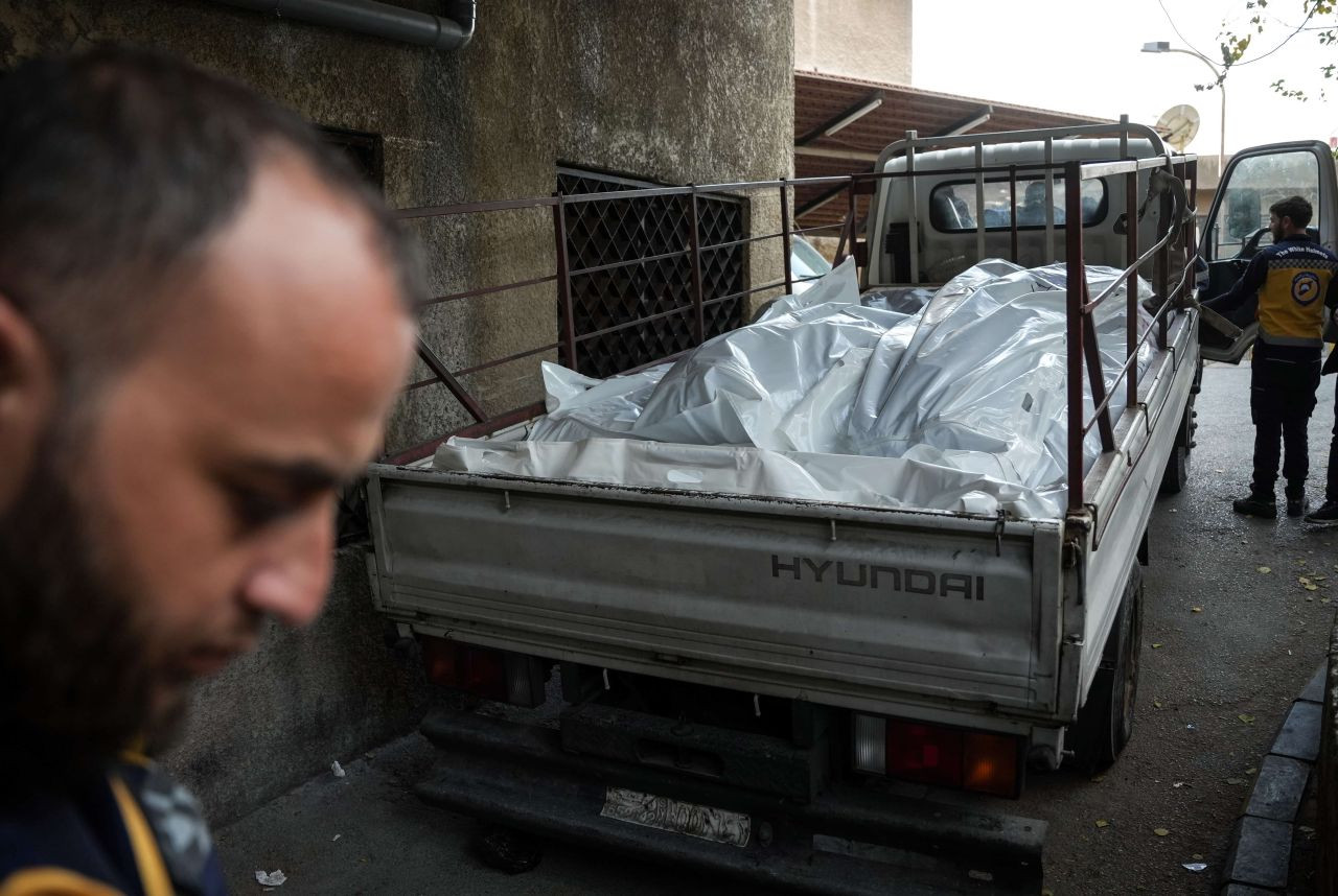 Şam’da Toplu Mezarların Kimliksiz Cenazeleri Defnediliyor - Sayfa 4