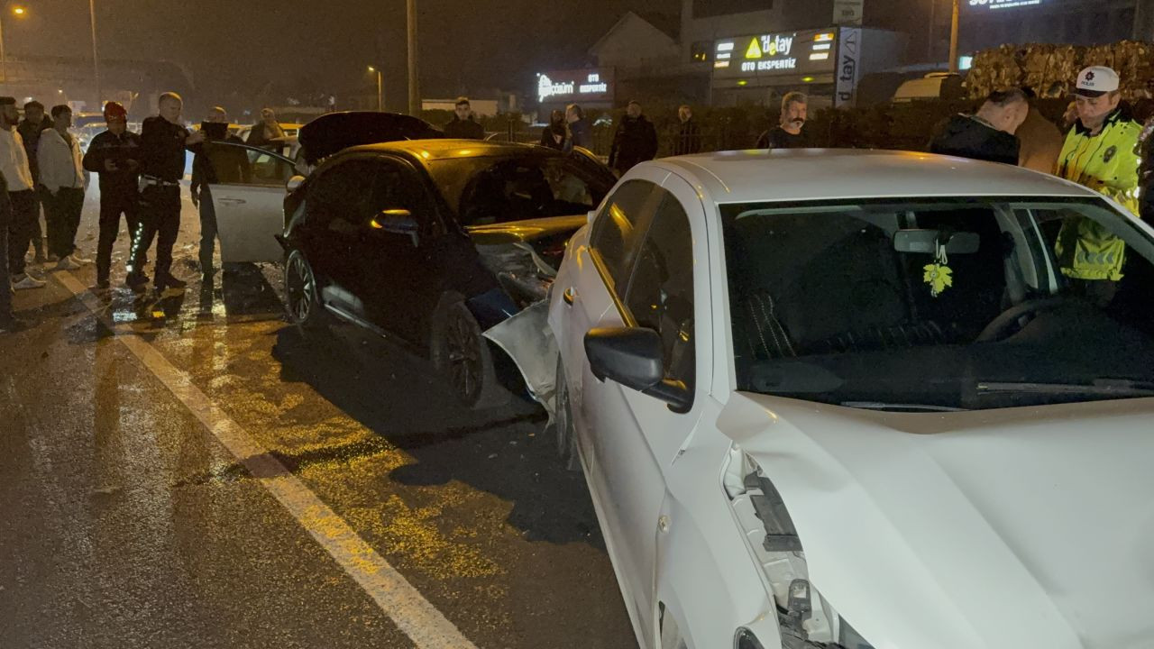 Araçta Bayılan Sürücü Zincirleme Kazaya Yol Açtı: 3 Yaralı - Sayfa 5