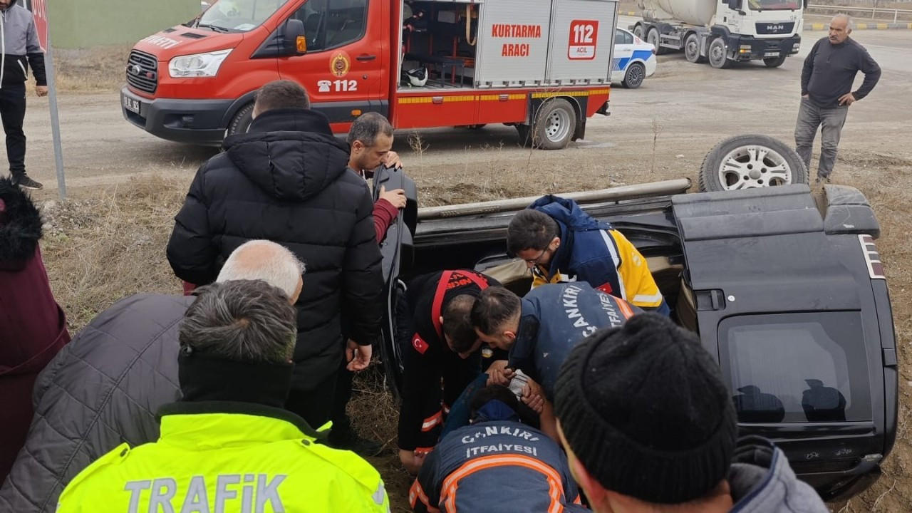 Çankırı’da Takla Atan Araçta 4 Kişi Yaralandı