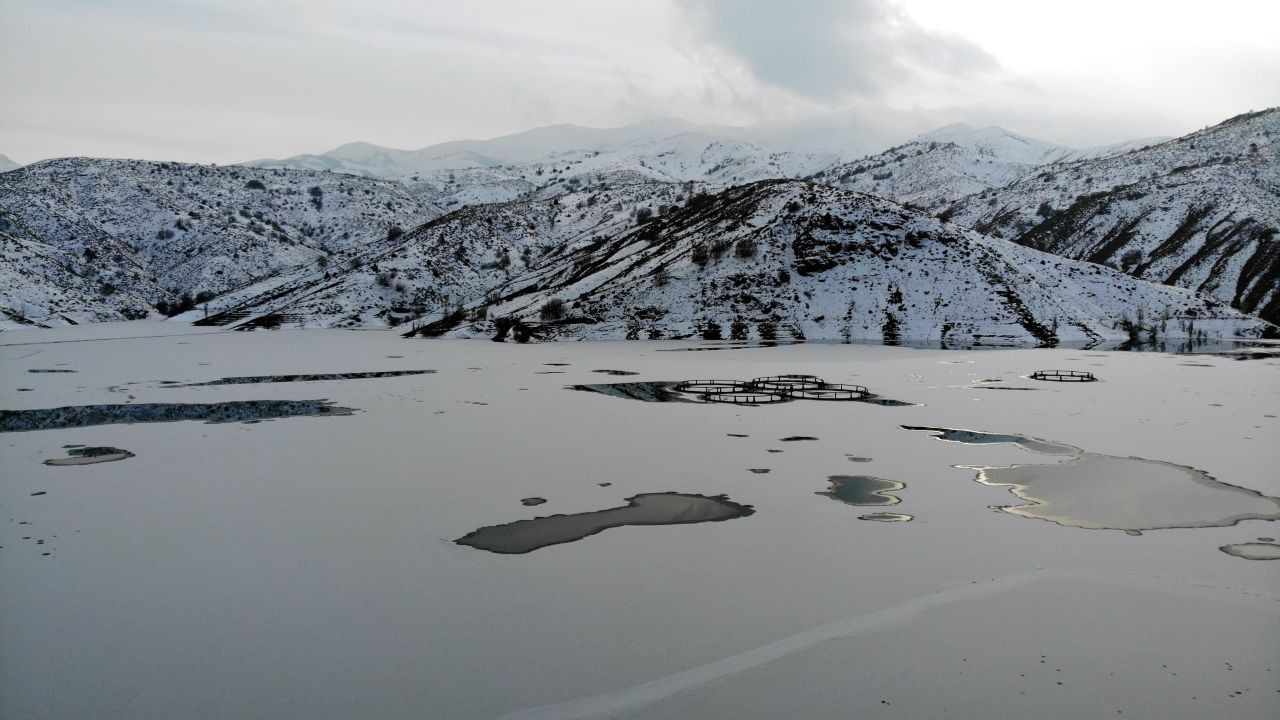 Erzincan’da  Göller Soğuktan Buz Tuttu - Sayfa 1