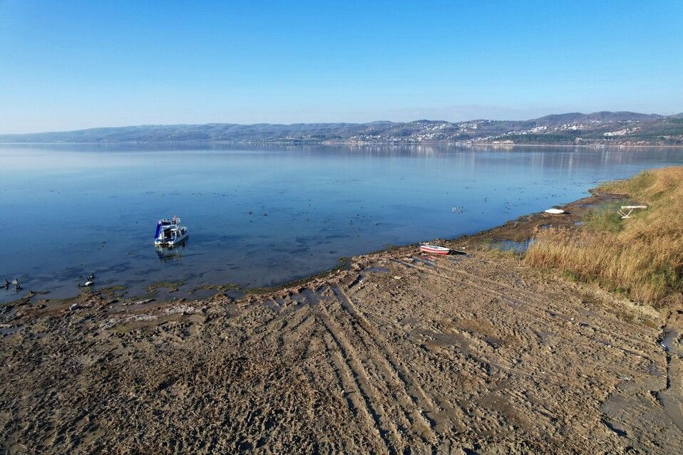 Sapanca Gölü’nde Su Seviyesi Alarm Veriyor: Kritik Noktaya Geriledi - Sayfa 5