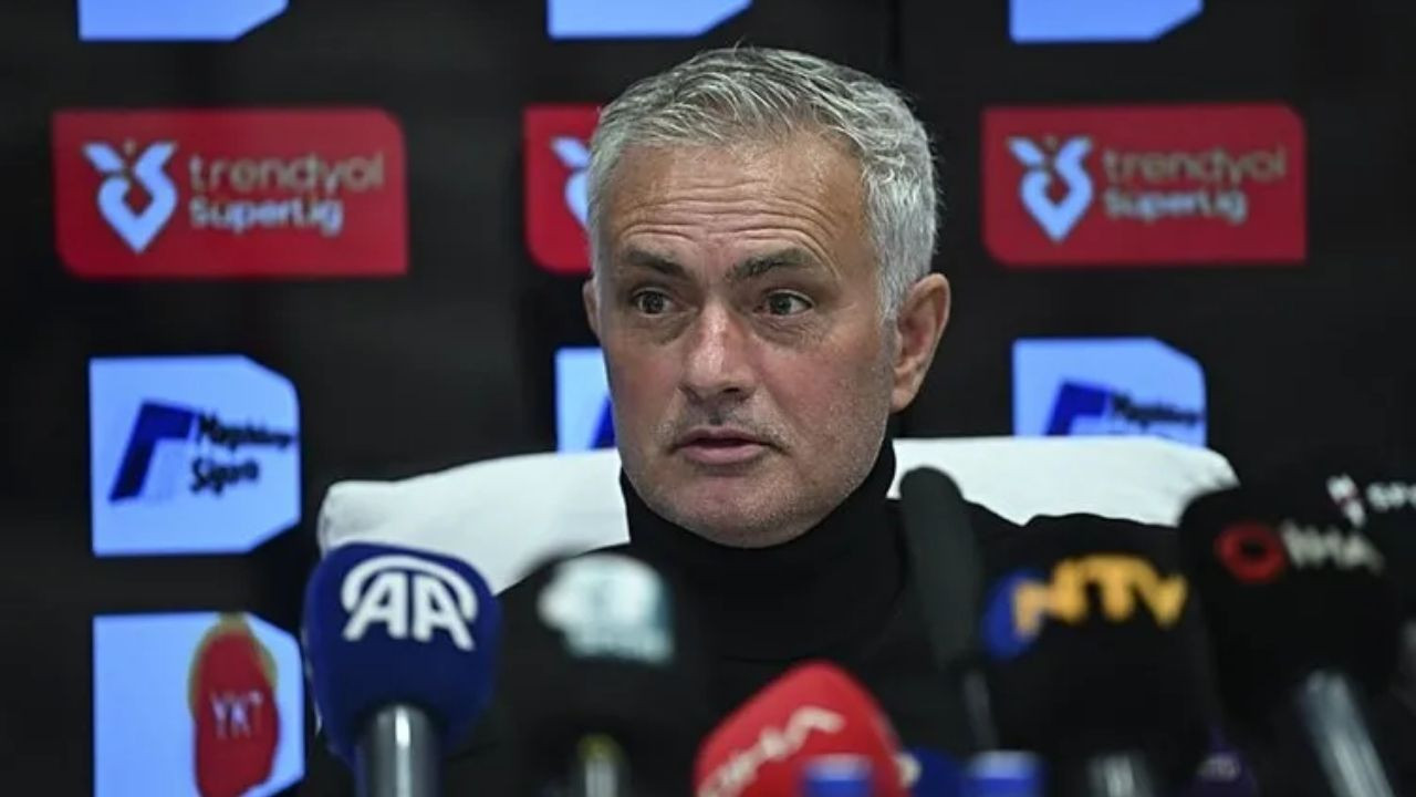 Son Zamanlarda Eleştirilerin Hedefi Olan Mourinho Bugün İstanbul'dan Ayrıldı: İşte Sebebi... - Sayfa 11