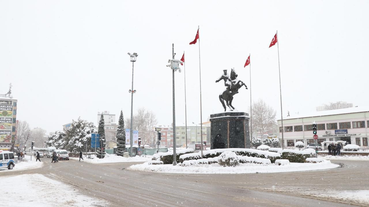 Türkiye'yi Soğuk ve Yağışlı Hava Vuracak: Fırtına, Çığ ve Sağanak Alarmı Verildi! - Sayfa 34