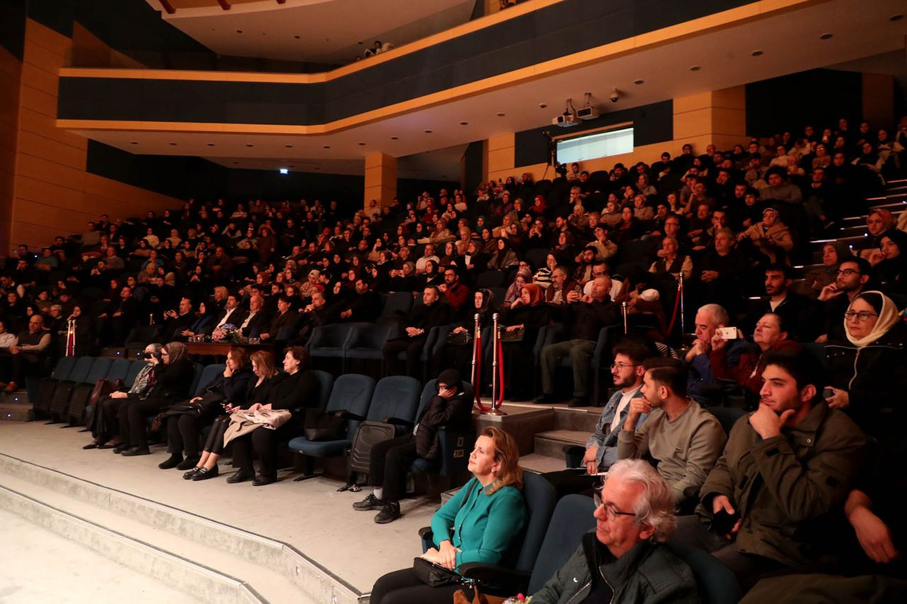 Büyükşehir Belediyesi'nden Mevlana'ya Anlamlı Vefa: 751. Vuslat Yıl Dönümünde 'Bayati Mevlevi Ayin-i Şerifi' Etkinliği! - Sayfa 12