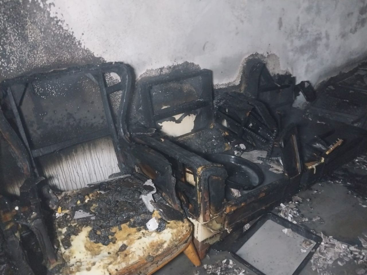 Sakarya'da 3 Katlı Binada Yangın: 1 Kişi Dumandan Etkilendi - Sayfa 2