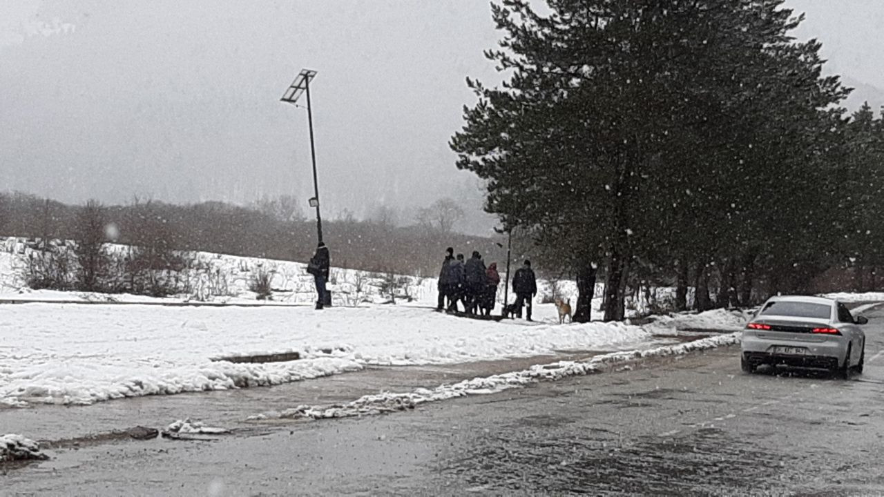 Bolu Abant Gölü Milli Parkı’nda Kar Yağışı Başladı - Sayfa 5