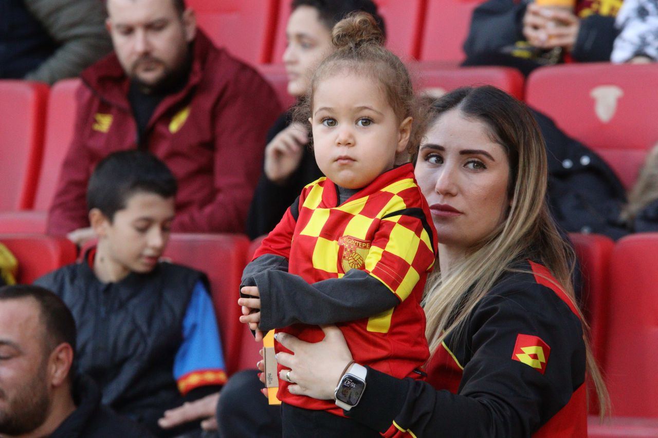 Göztepe: 1 - Çaykur Rizespor: 0 (İlk Yarı) - Sayfa 2