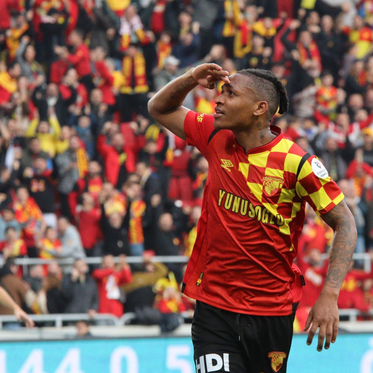 Göztepe: 1 - Çaykur Rizespor: 0 (İlk Yarı) - Sayfa 10