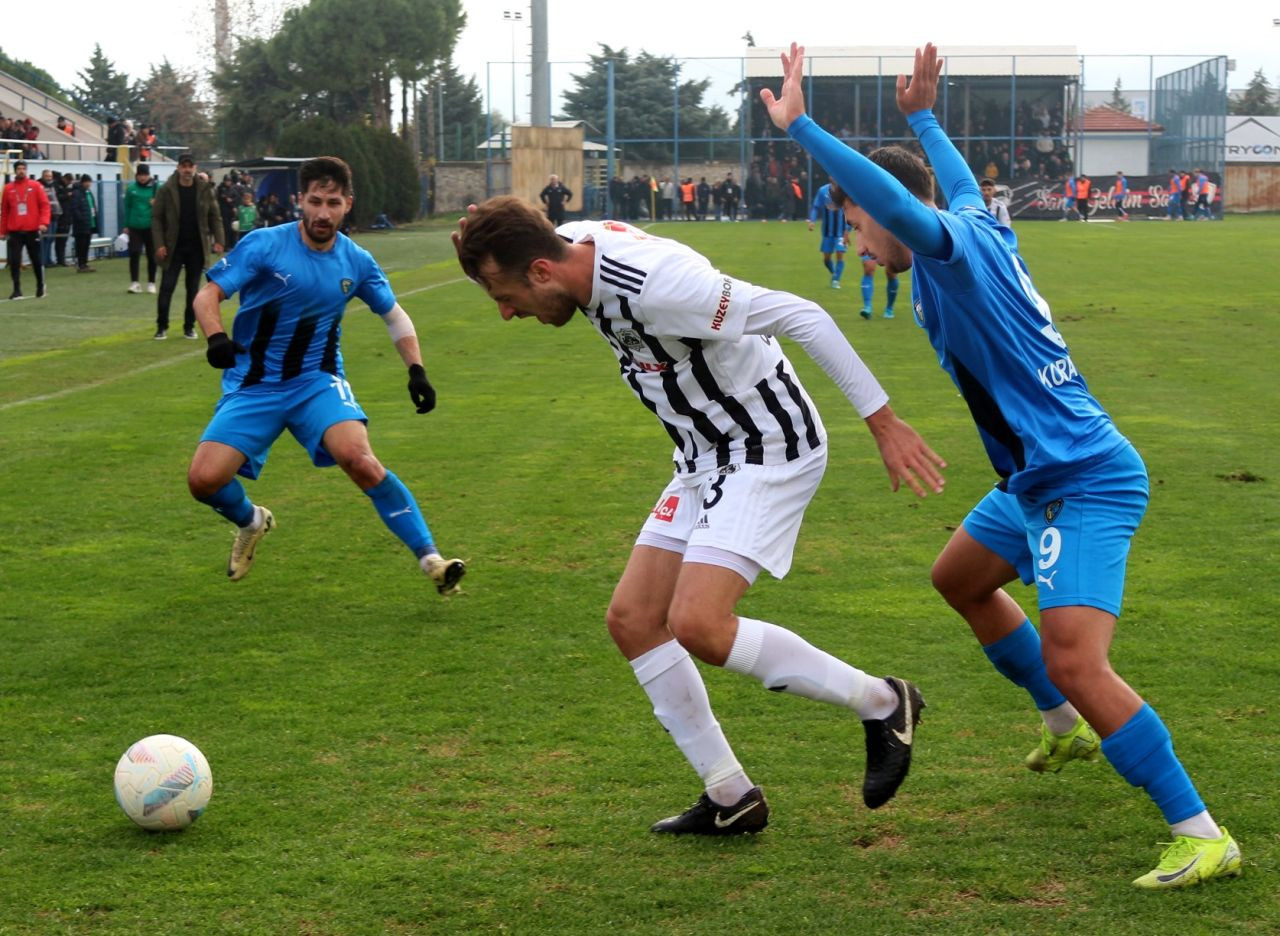 Karacabey Belediyespor: 1 - Aksarayspor: 1 - Sayfa 16