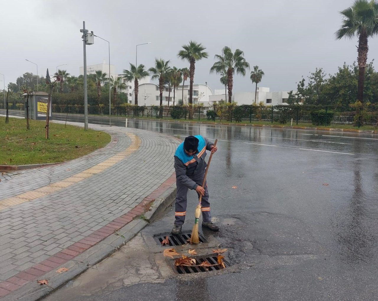 Alanya Belediye Başkanı Özçelik: "Her Durumda Halkımızın Yanındayız" - Sayfa 1