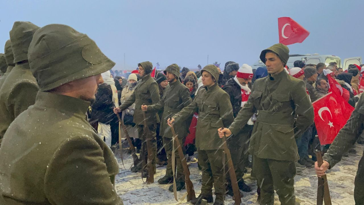 Sarıkamış Şehitleri İçin Sıfırın Altında Saygı Nöbeti - Sayfa 4
