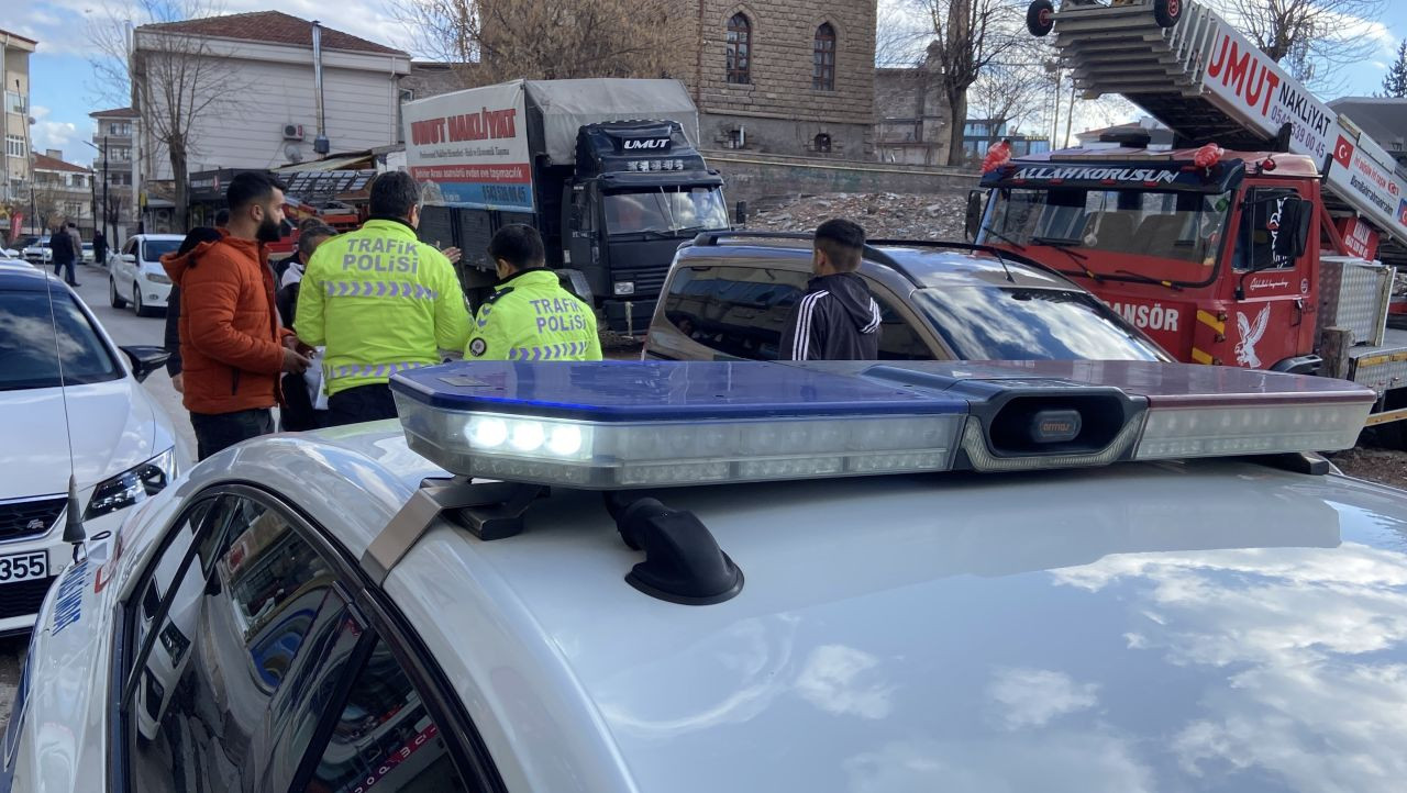 Aksaray’da Mobil Asansörle Tehlikeli Taşıma: Yürekler Ağza Geldi - Sayfa 6