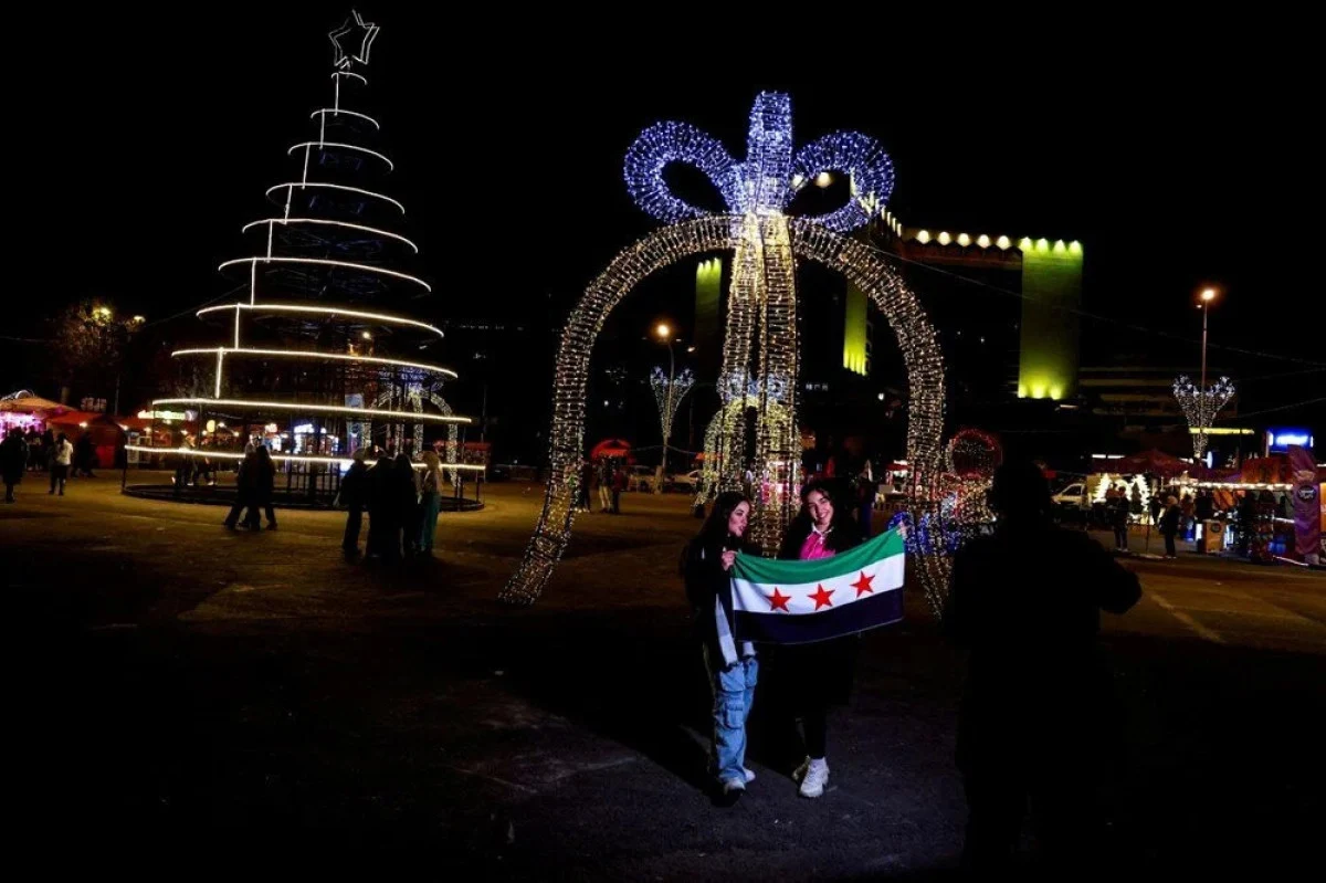Şam'da Yılbaşı Coşkusu: Yeni Yıla Umutlarla Hazırlık - Sayfa 1