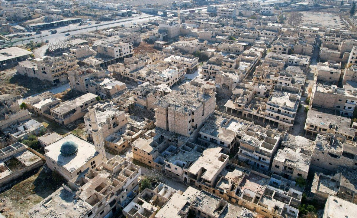 Rejim askerlerinin bombaladıkları evlerin demirlerini söküp sattığı ortaya çıktı - Sayfa 1