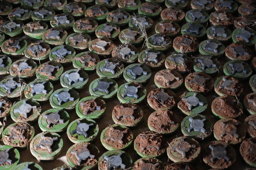 PKK/YPG Münbiç'te zeytin bahçesine yüzlerce mayın döşedi - Sayfa 8