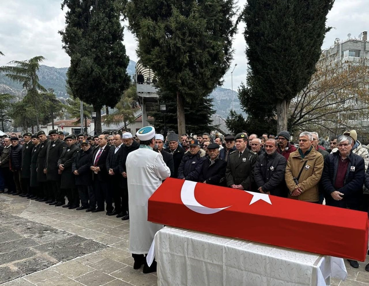 Amasya’nın Son Kore Gazilerinden Bayram Çelik Son Yolculuğuna Uğurlandı - Sayfa 1