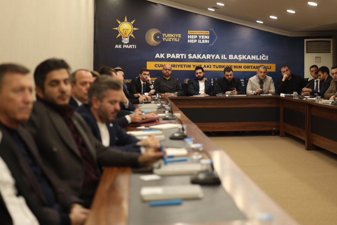 AK Parti Sakarya İl Yönetimi Toplantıda Bir Araya Geldi - Sayfa 3