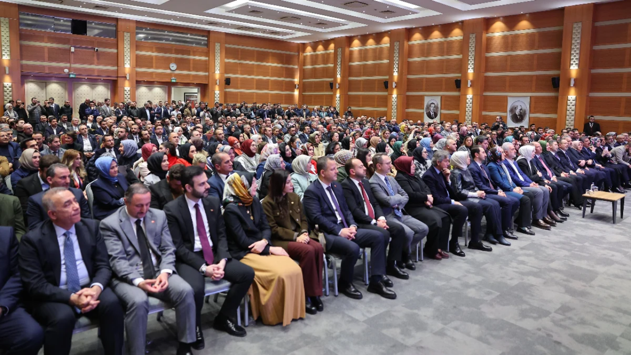 Abdullah Özdemir'in AK Parti İstanbul İl Başkanlığı Görevi Resmen Açıklandı