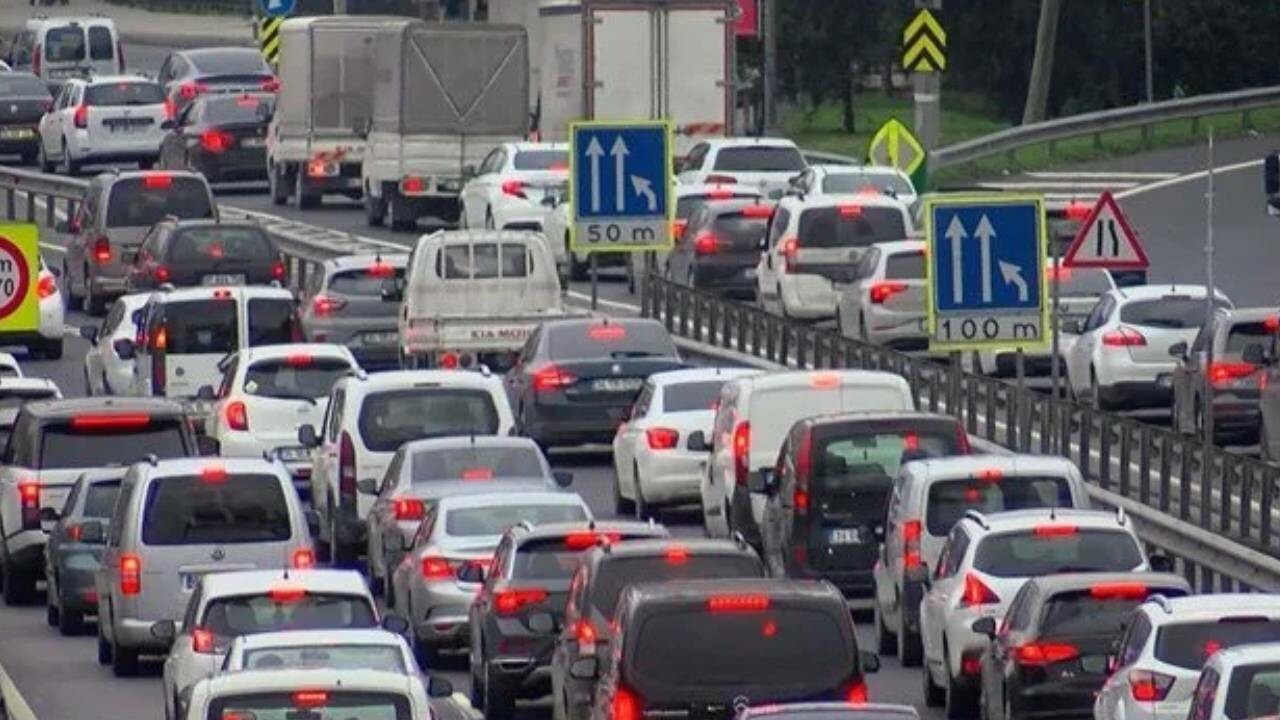 2025 Motorlu Taşıtlar Vergisi Zamlandı: Yeni Tarifeler Açıklandı