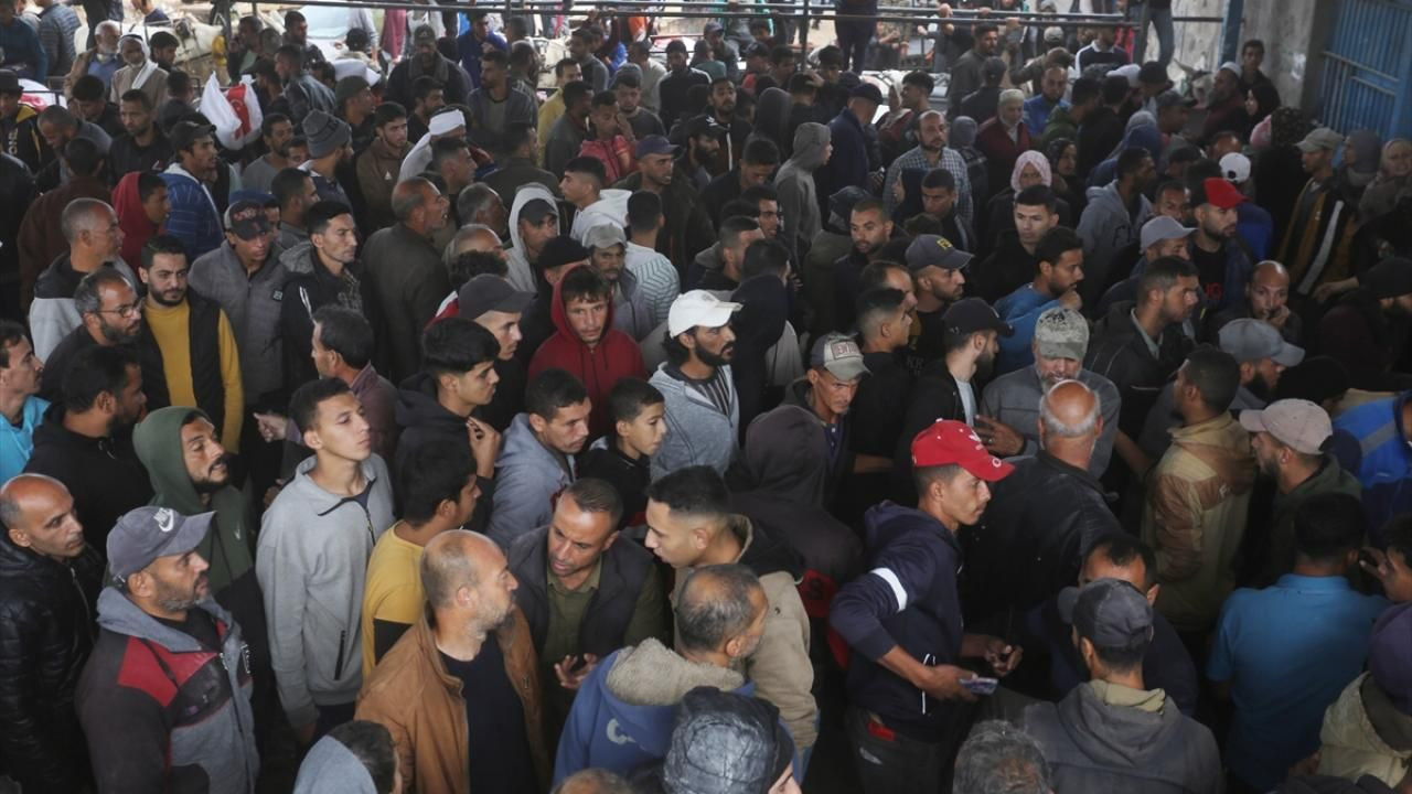 AFAD, Gazze'deki Filistinlilere Gıda Yardımı Yaptı - Sayfa 13