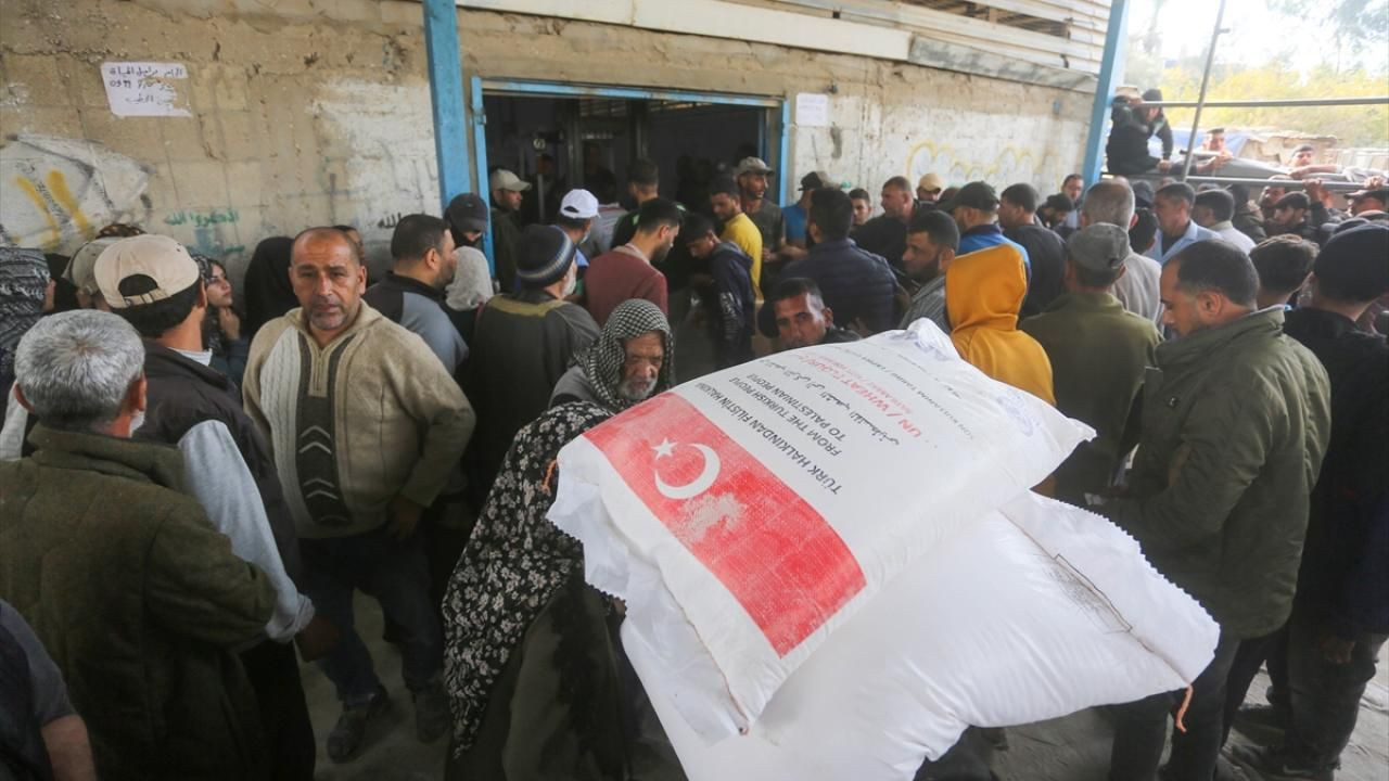 AFAD, Gazze'deki Filistinlilere Gıda Yardımı Yaptı - Sayfa 3