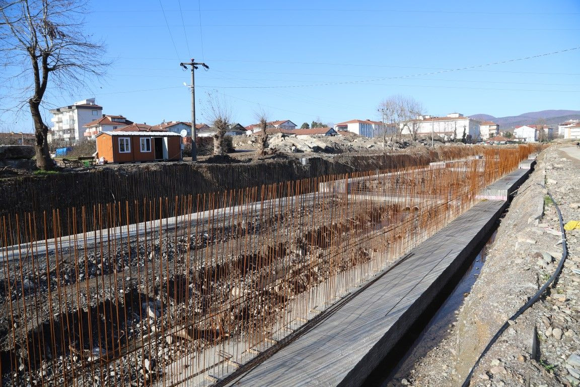 Uludere Çayı’nda 3. Etap Islah Çalışmaları Tüm Hızıyla Devam Ediyor - Sayfa 5