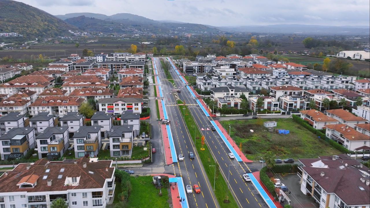 1. Cadde'ye Estetik Dokunuş: Sakarya Trafiği Rahatlatıldı, Şehir Yeni Bir Yüze Kavuştu! - Sayfa 6