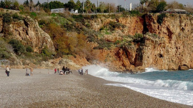 ‘Turuncu Kod' Uyarısına Rağmen Denizin Keyfini Çıkardılar - Sayfa 12