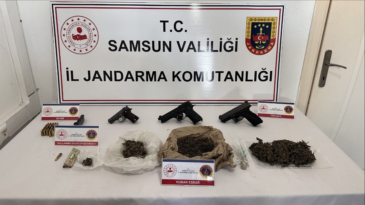 Samsun'da Jandarmadan Uyuşturucu ve Silah Operasyonu