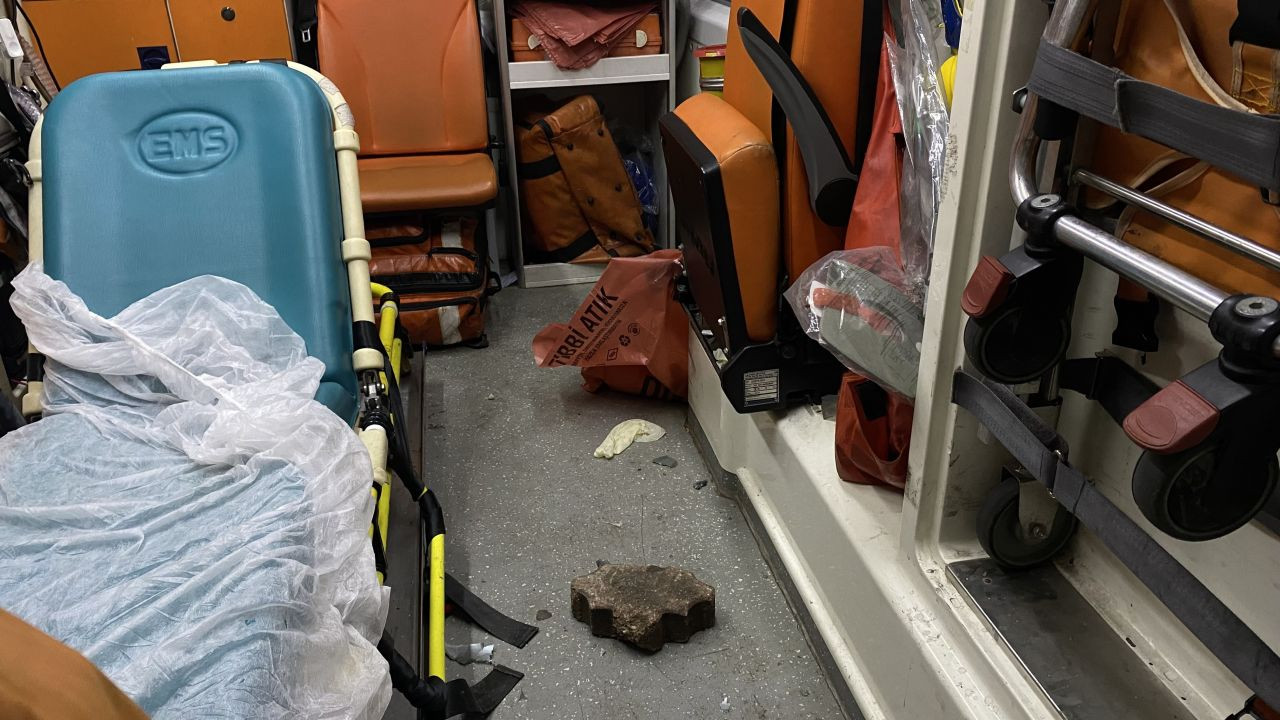 Diyarbakır’da Ambulansa Taşlı Saldırı: 74'üncü Kez Cam Kırdı - Sayfa 3