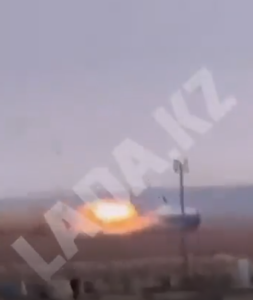 Kazakistan’da Havacılık Faciası: Yolcu Uçağı Düştü - Sayfa 2