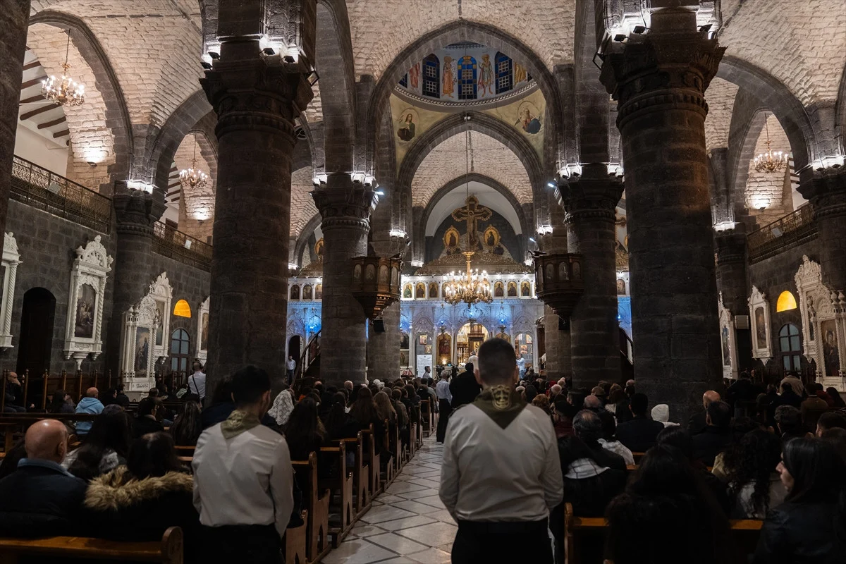 Şam’da Noel Coşkusu: Halk Yeni Bir Başlangıca Umut Bağladı - Sayfa 2