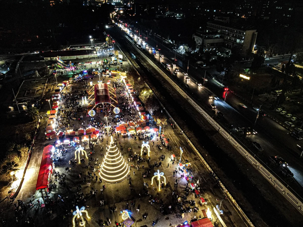 Şam’da Noel Coşkusu: Halk Yeni Bir Başlangıca Umut Bağladı - Sayfa 12