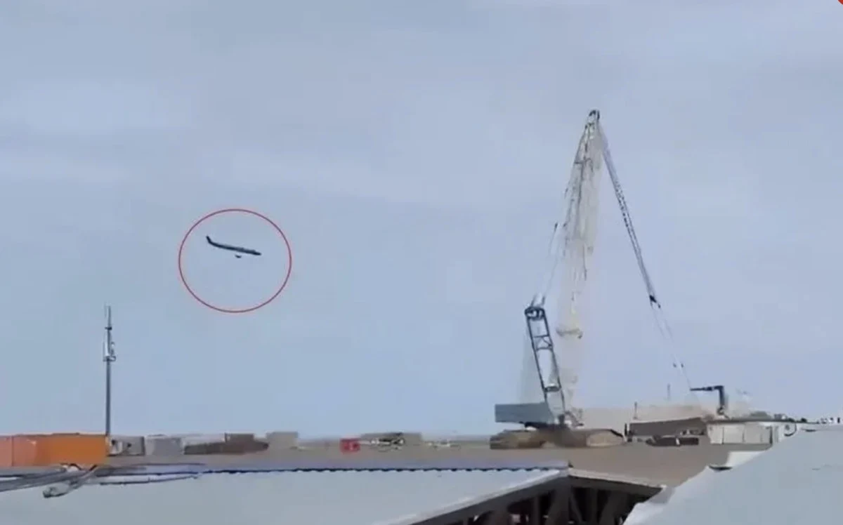 Kazakistan’da Havacılık Faciası: Yolcu Uçağı Düştü - Sayfa 8