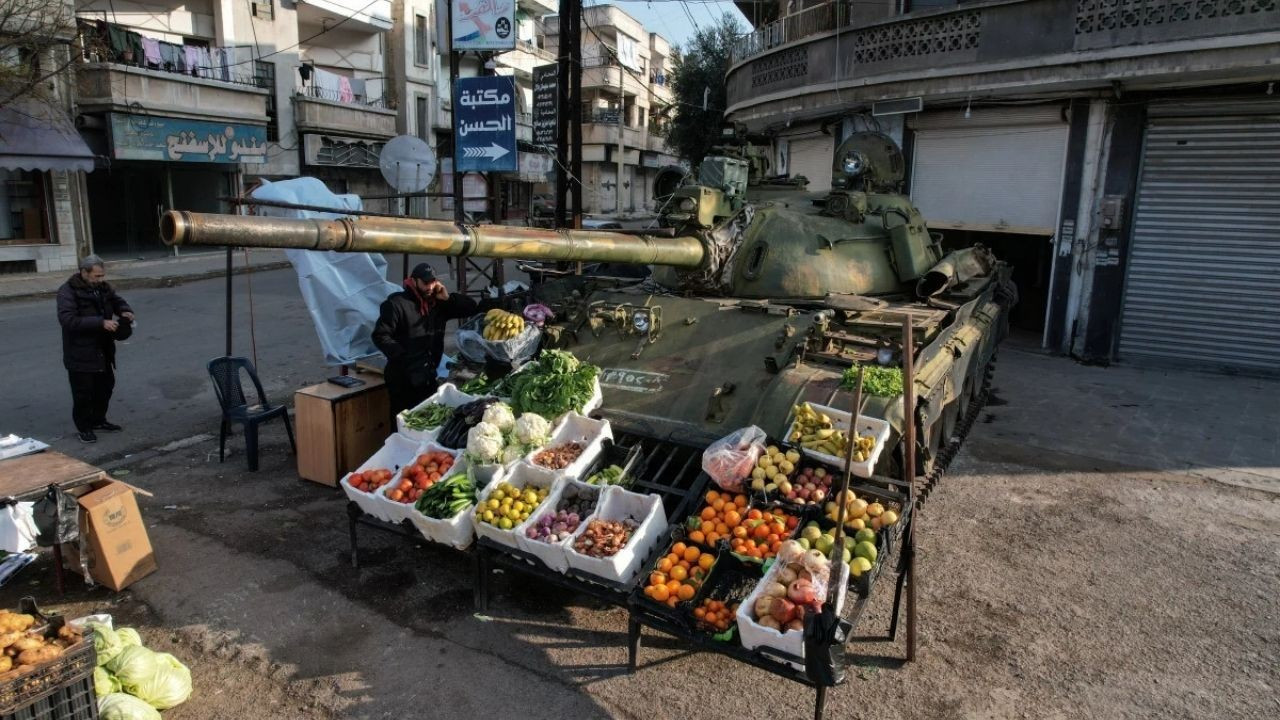 Suriye’de Tanktan Manav Tezgahı: Esnafın Dönüşüm Hikayesi