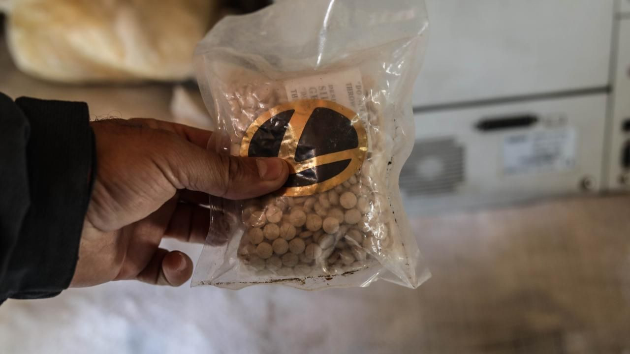 Suriye’de Çöken Rejimin Ardından: Uyuşturucu Depoları İmha Edildi - Sayfa 10