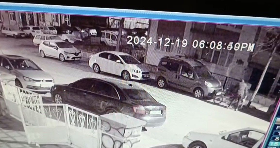 Sakin Tavırlarla Motosiklet Çaldı: O Anlar Kamerada - Sayfa 2