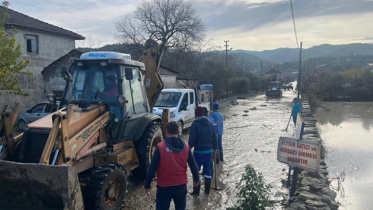 Yenipazar’da Sele Hızlı Müdahale: Belediye Ekipleri Seferber Oldu