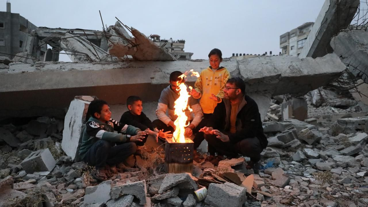 Gazze’de Hayatta Kalma Mücadelesi: Filistinliler Soğukla Savaşıyor - Sayfa 5