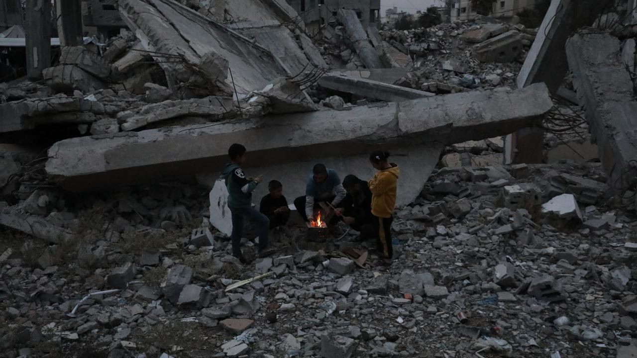 Gazze’de Hayatta Kalma Mücadelesi: Filistinliler Soğukla Savaşıyor - Sayfa 4