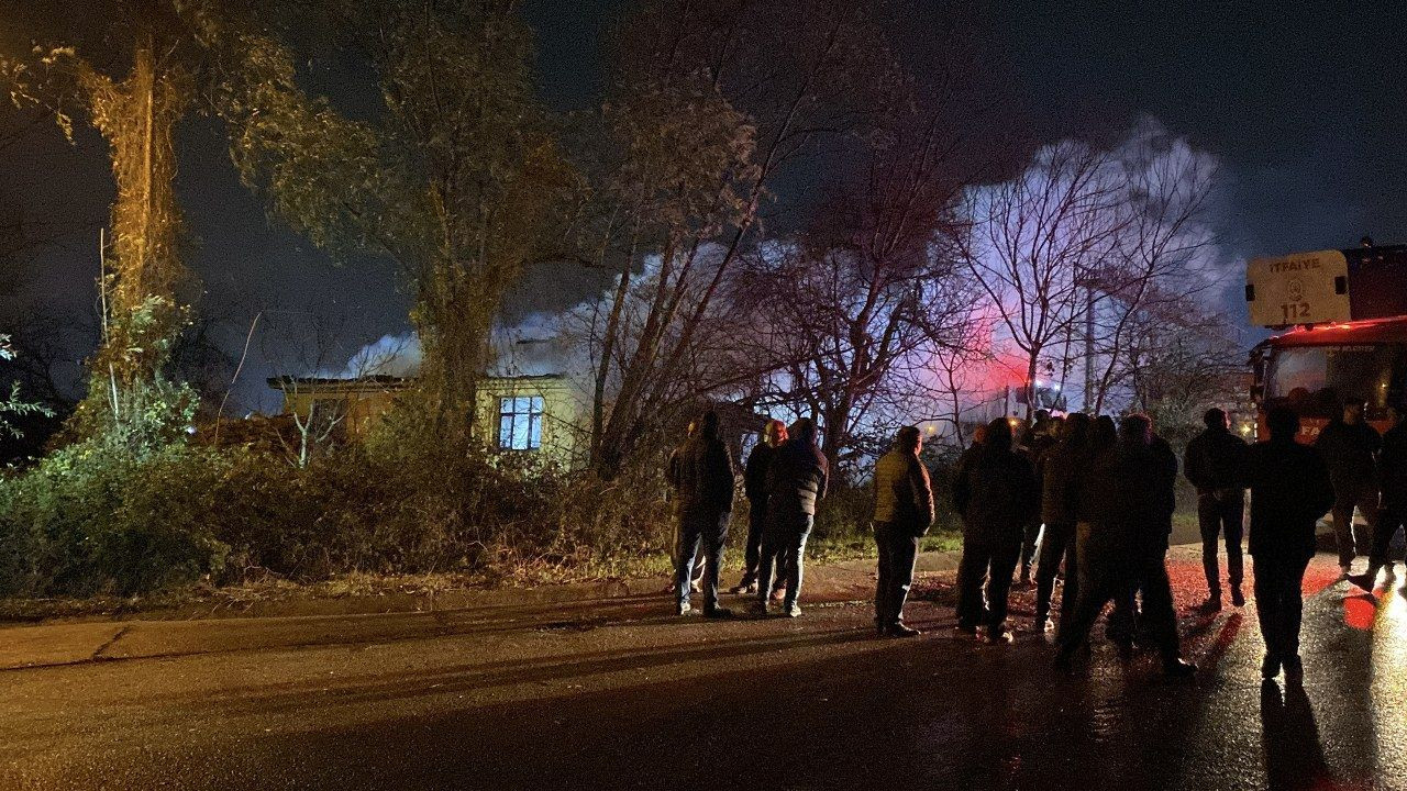 Kartepe'de Sobadan Çıkan Korkunç Yangın: 5 Kişilik Aile Evsiz Kaldı! - Sayfa 6